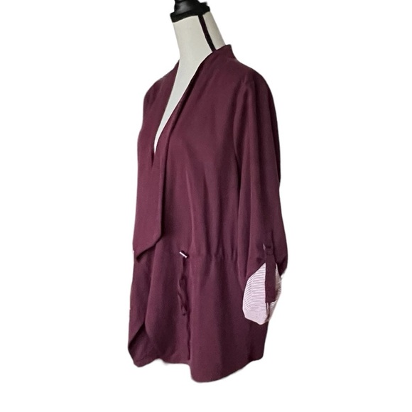 Plum color Rayon Cascade Waterfall front jacket with striped sleeves. Sz. 2X - Picture 4 of 8